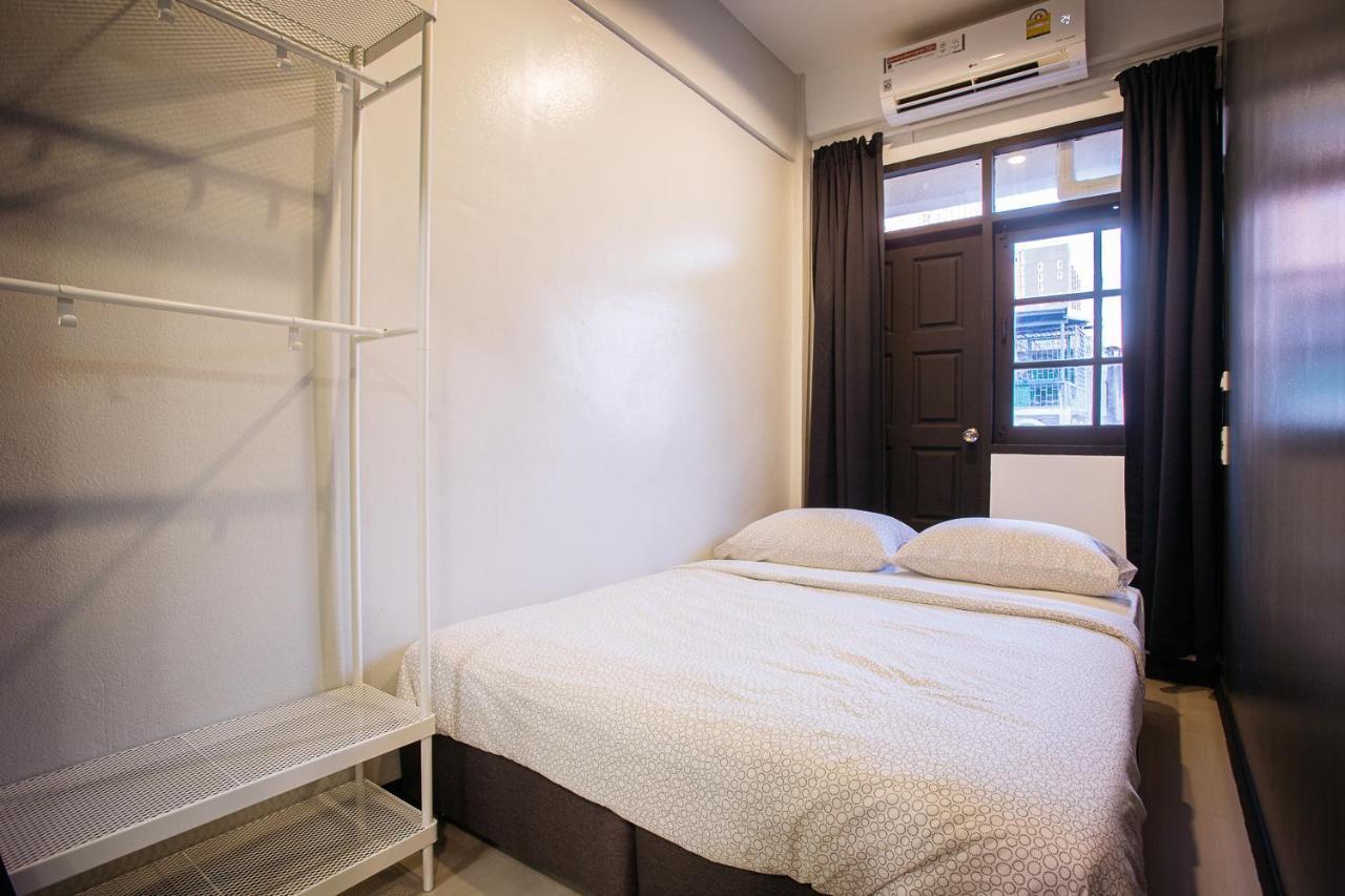 T3 Two Bedrooms Wifi Full Kitchen 1 Min To Bts Bangkok Exteriör bild